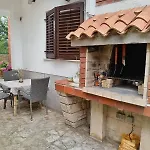 Apartment Near The Sea And Port Of Marina Veruda